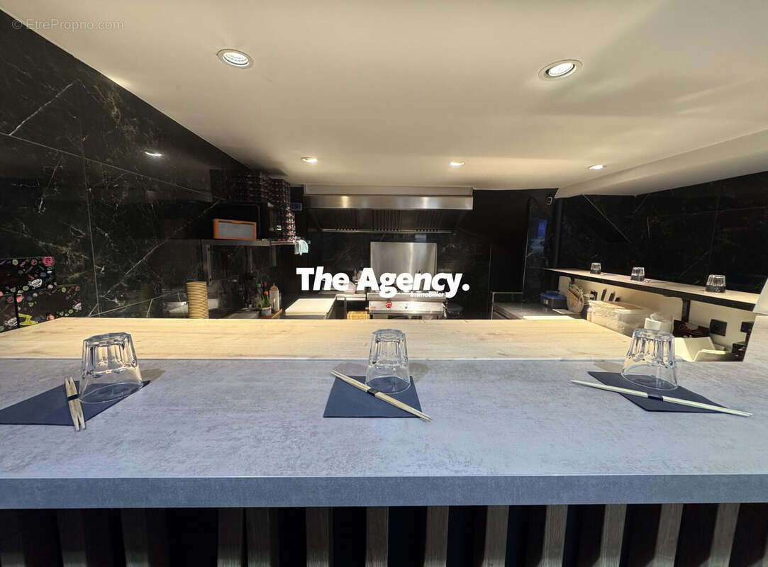 Autre à MARSEILLE-6E