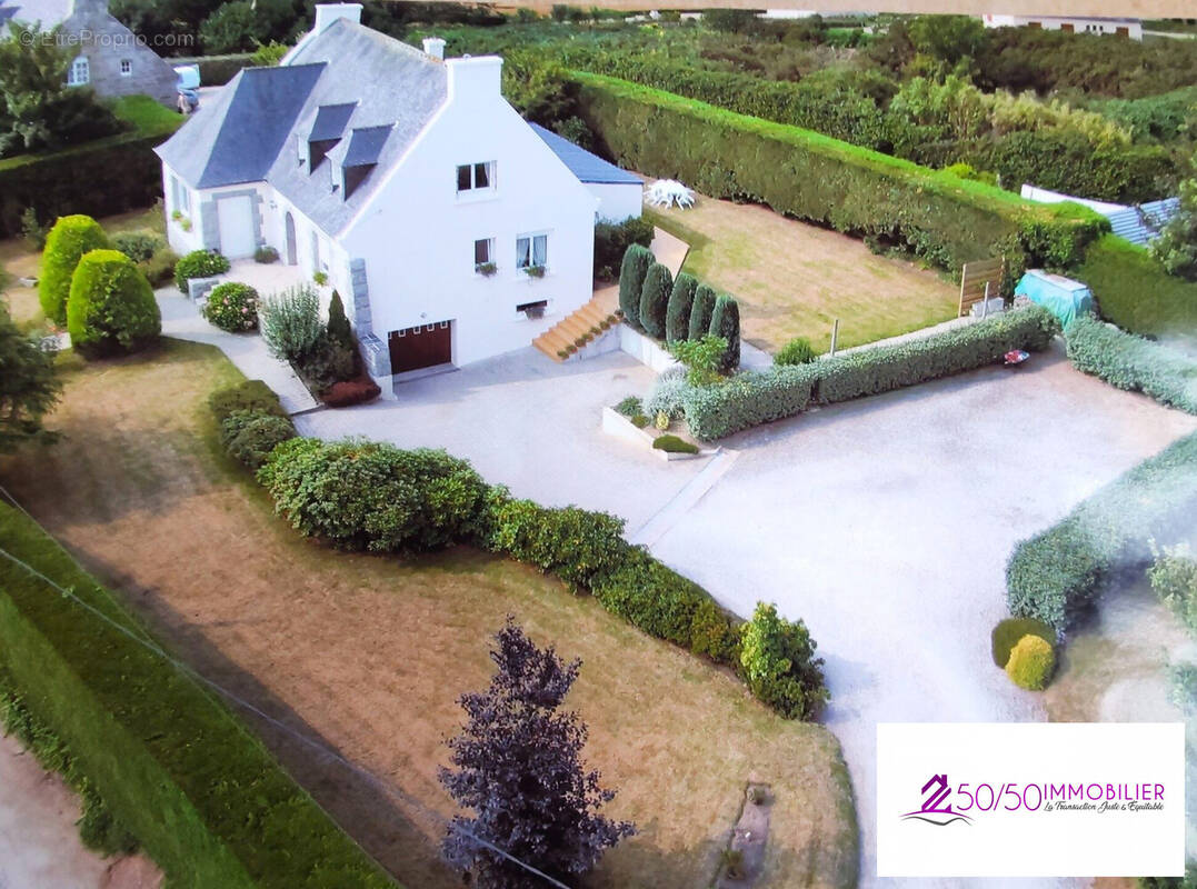 Maison à PLOUZEVEDE