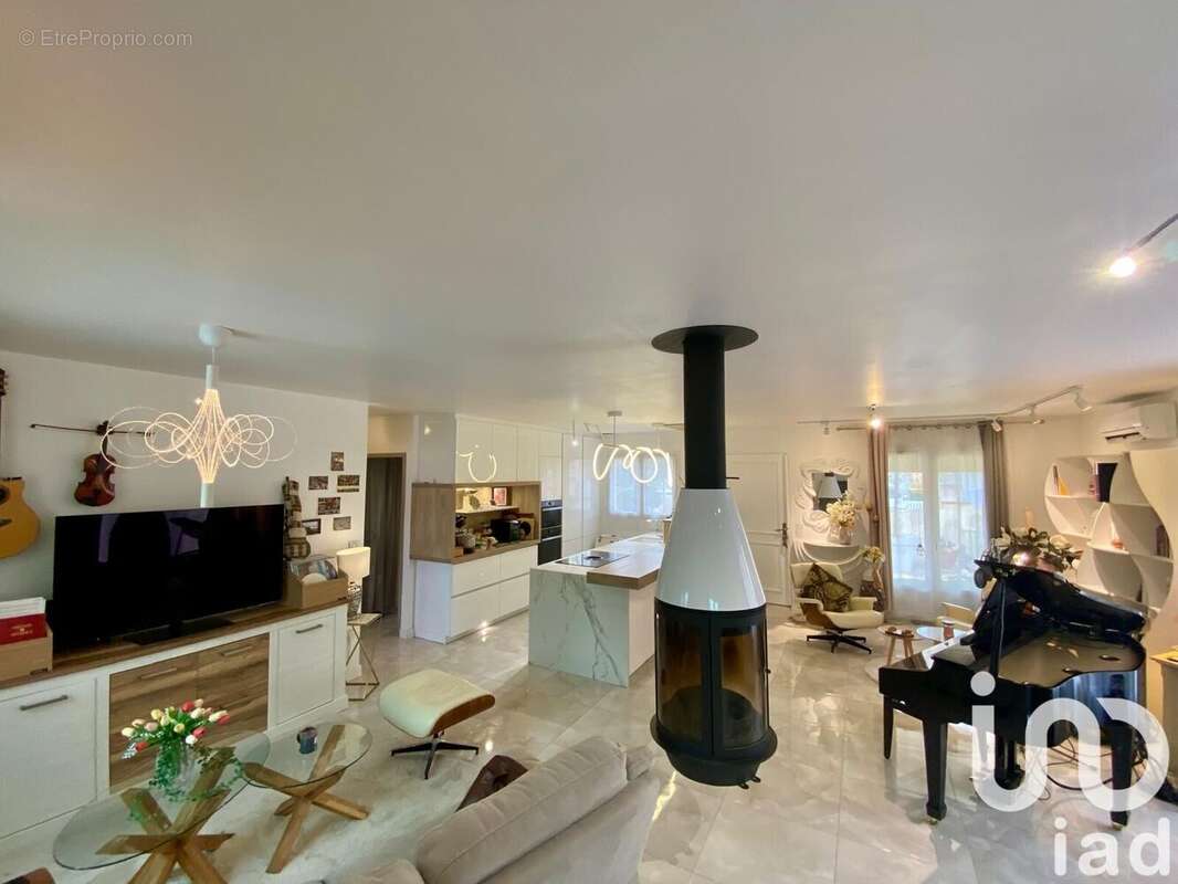 Photo 8 - Maison à MONTESCOT