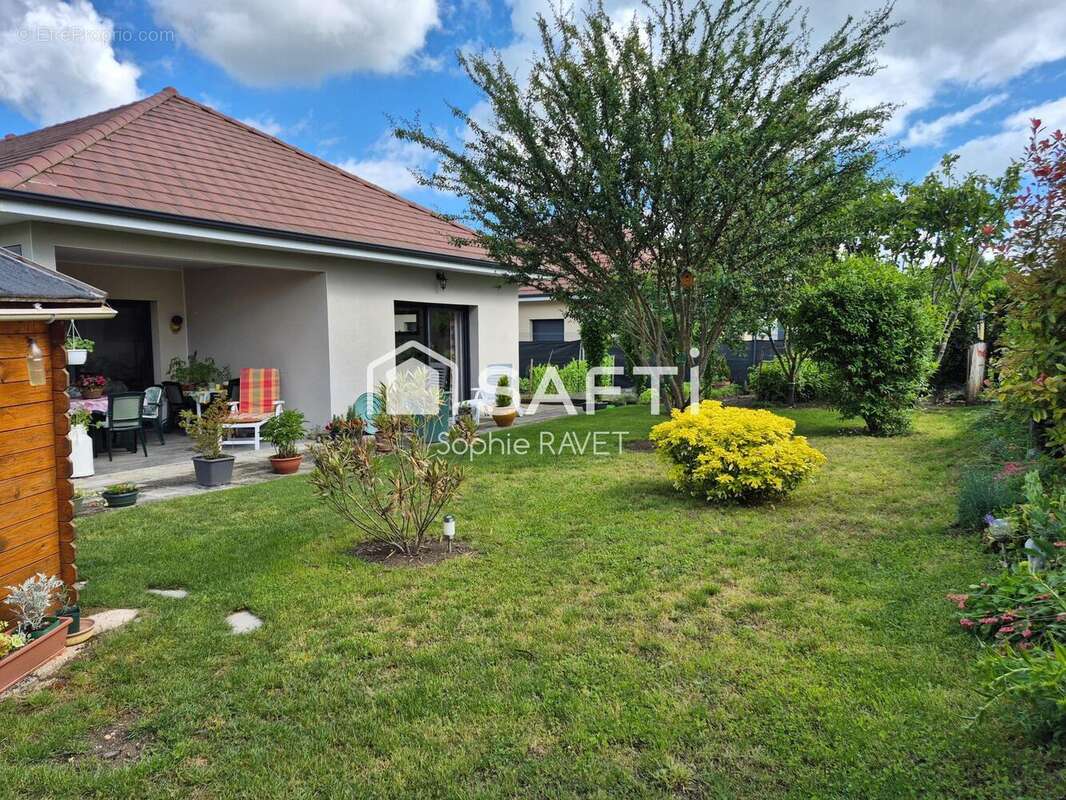 Maison 105 m² à Soleymieu  - photo 2