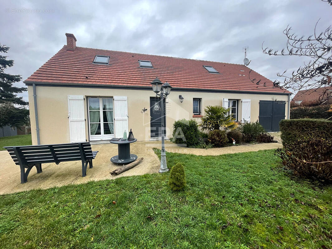 Maison à LA FERTE-SAINT-AUBIN