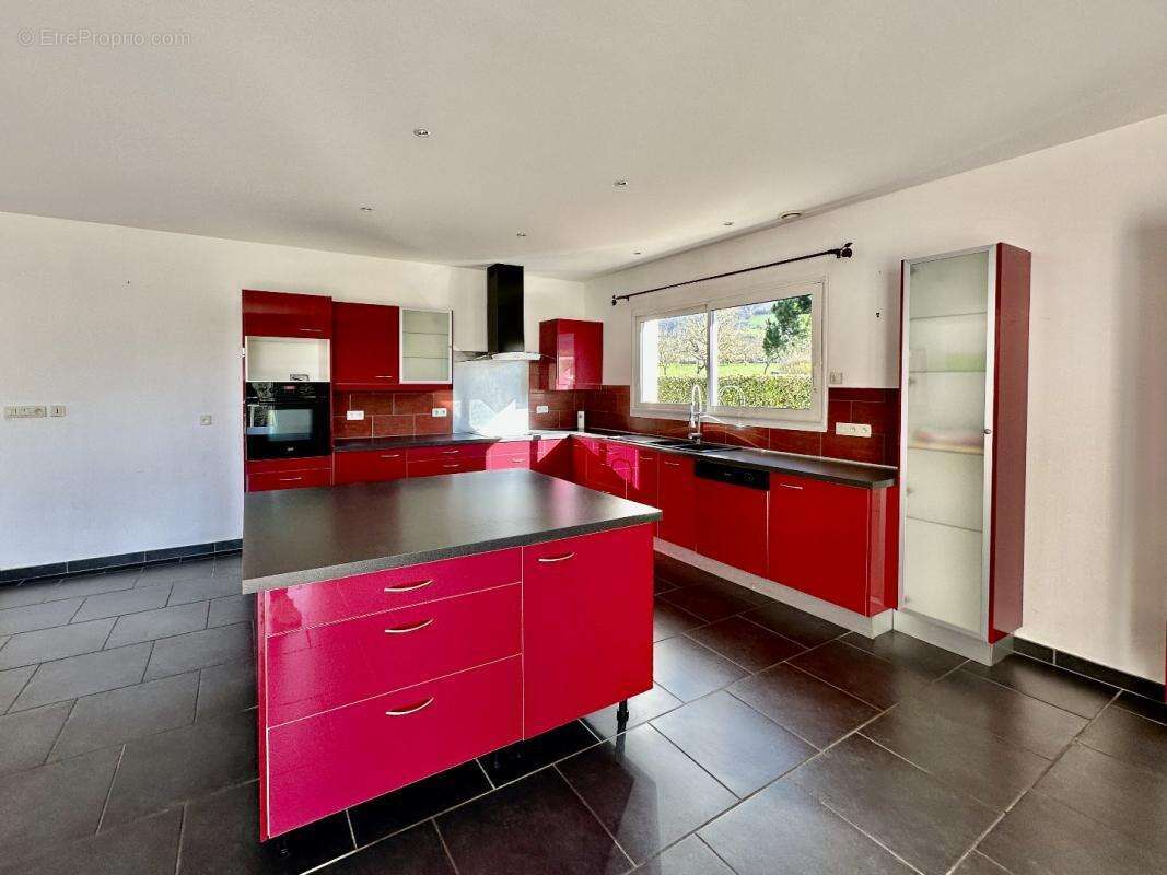 Maison à SAINT-CERE