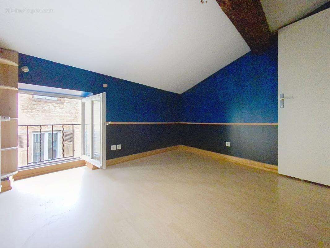 Maison à CHAZAY-D&#039;AZERGUES