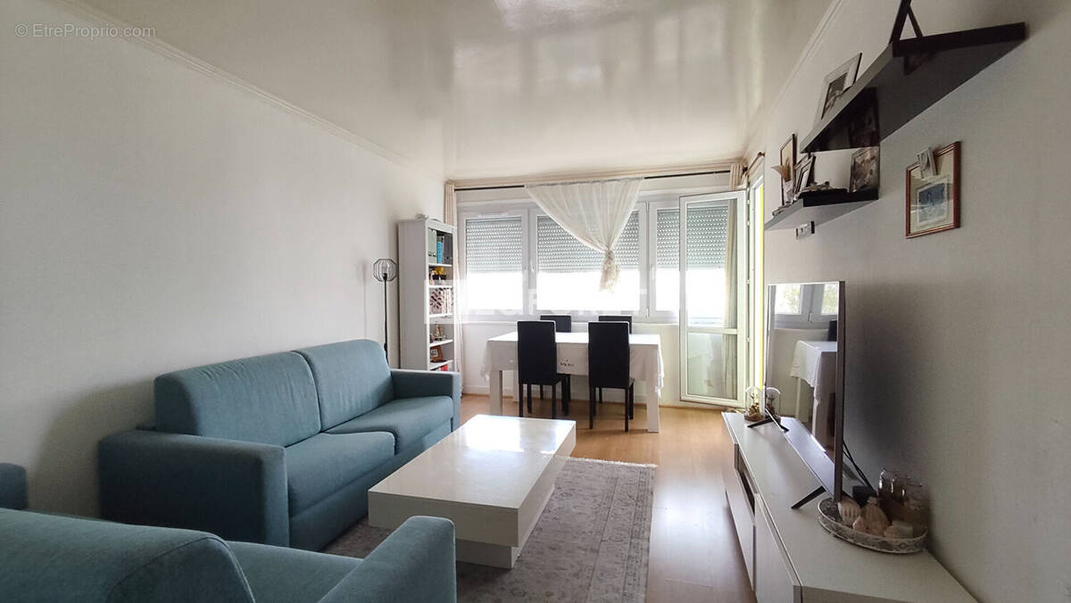 Appartement à RIS-ORANGIS