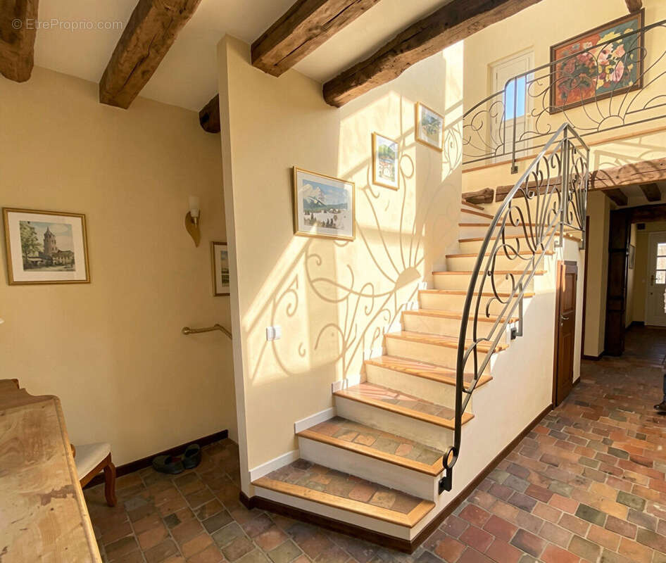 Maison à HOUDAN