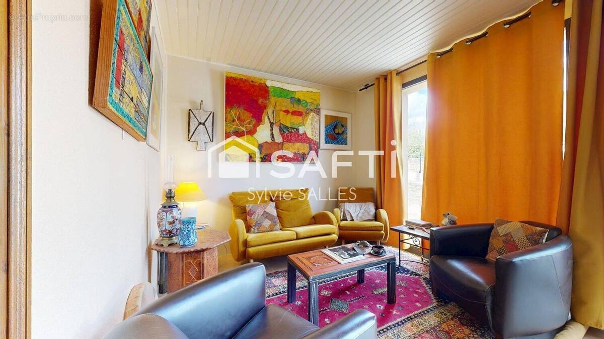 Photo 1 - Maison à MEYRALS