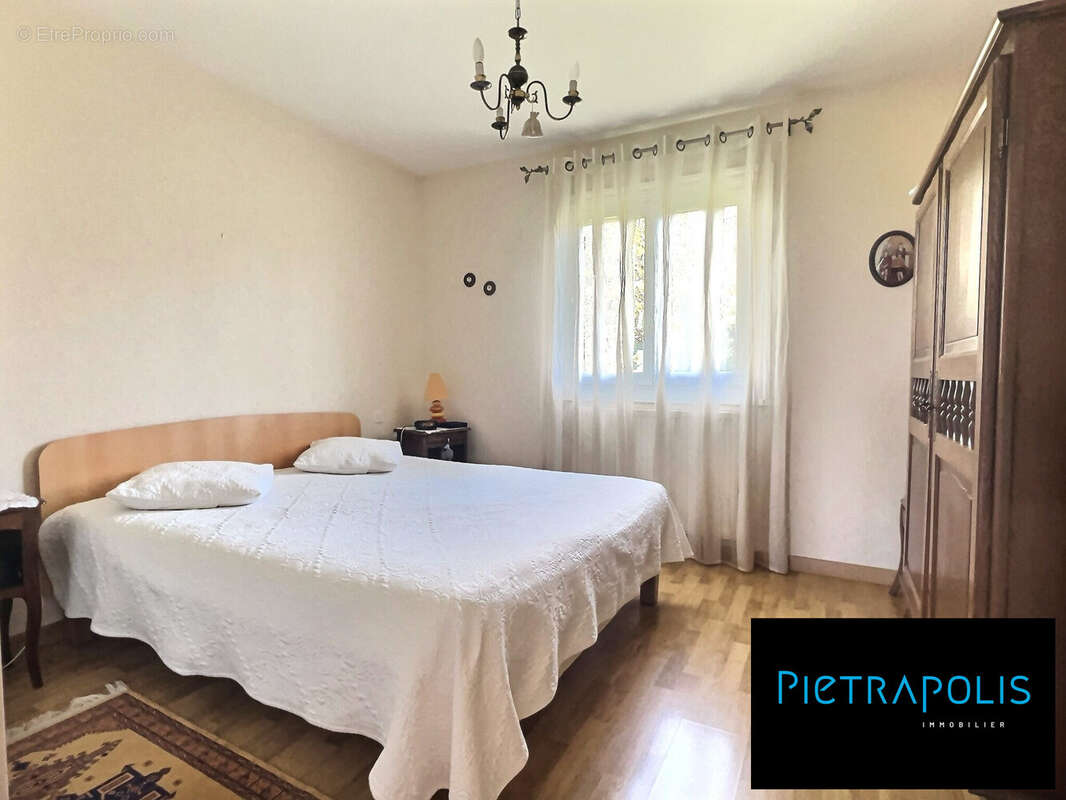 Maison à MONTMERLE-SUR-SAONE