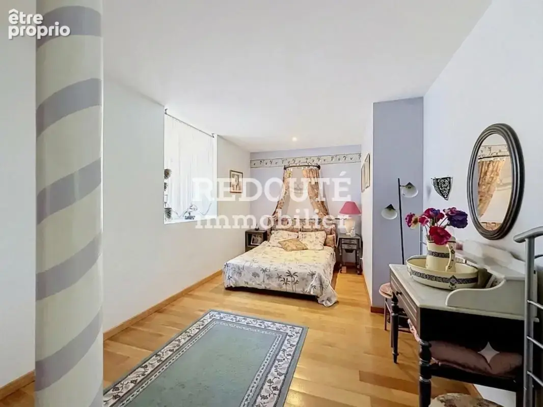A VENDRE - Appartement de 170m2 en rez-de-jardin - EPERNAY - photo 12