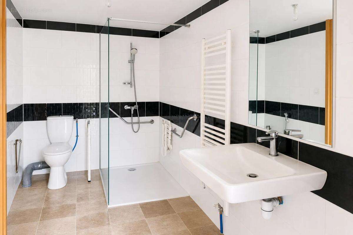 Maison louée au pied de la Cité de Carcassonne - photo 7
