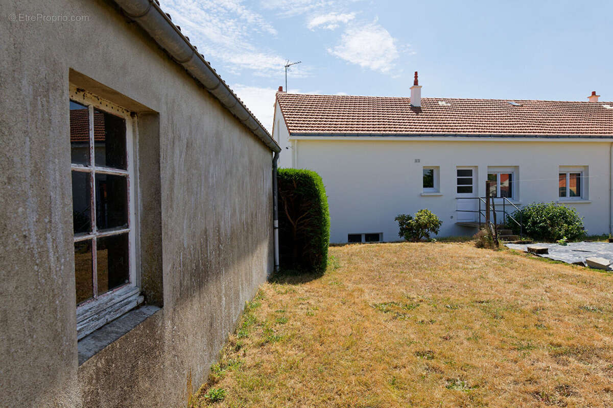 Maison à MONTAIGU