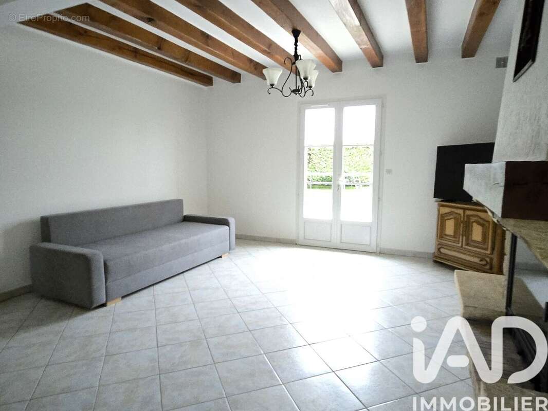 Photo 3 - Maison à VILLEBAROU