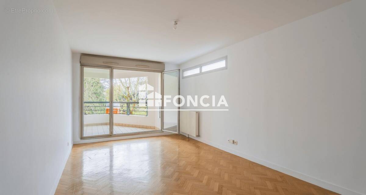 Appartement à VERSAILLES