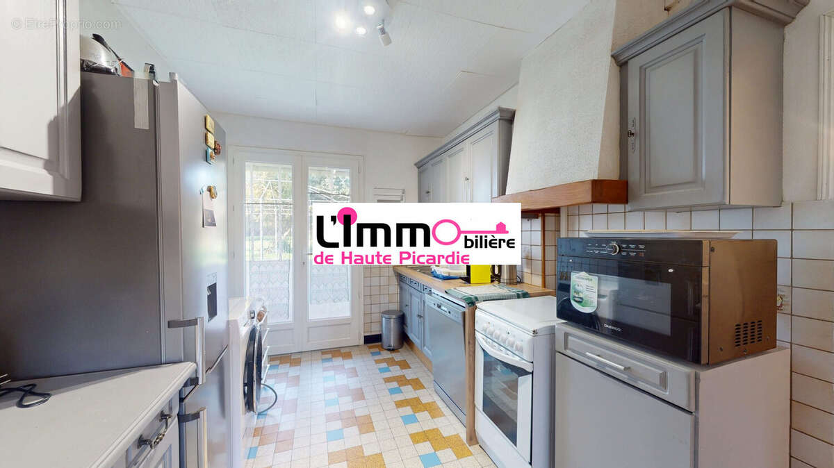 Maison 94 m² à Maucourt  - photo 4