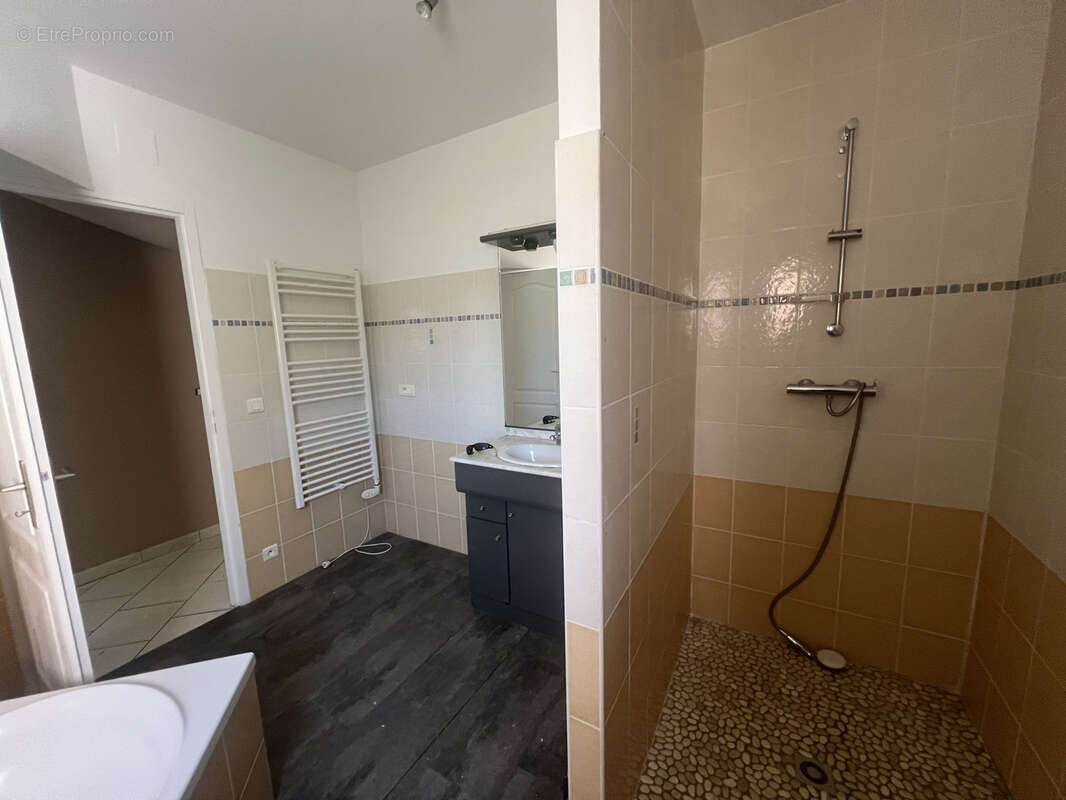 Maison à AMBLANS-ET-VELOTTE