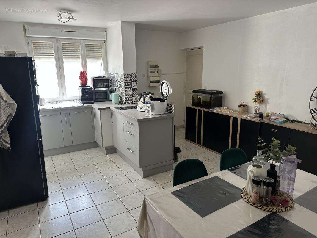 Appartement à COUR-CHEVERNY