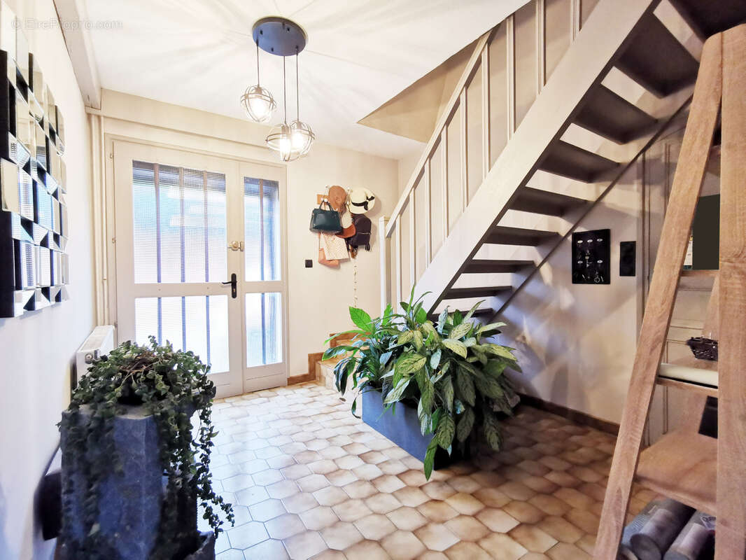 Maison à SAINT-ANDRE-LES-VERGERS