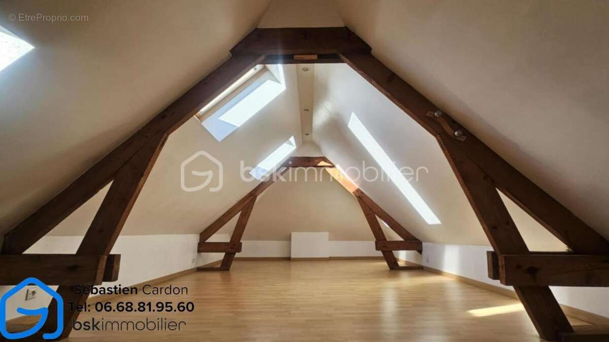 Maison à COURRIERES