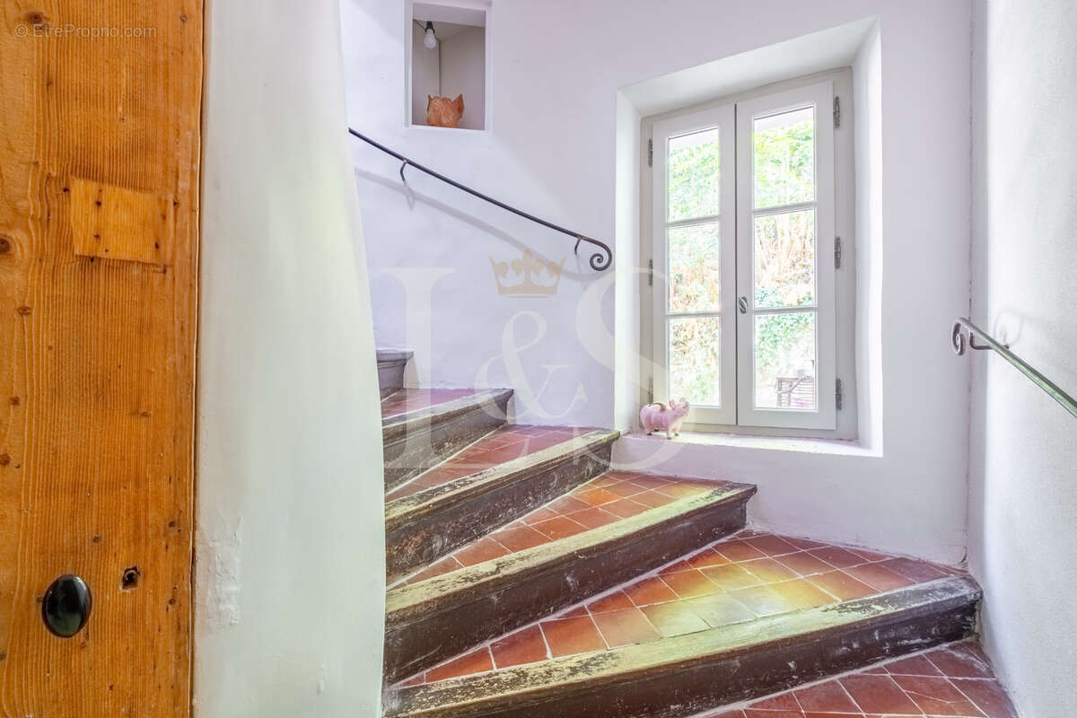 Maison de village exceptionnelle avec vue panoramique - photo 10