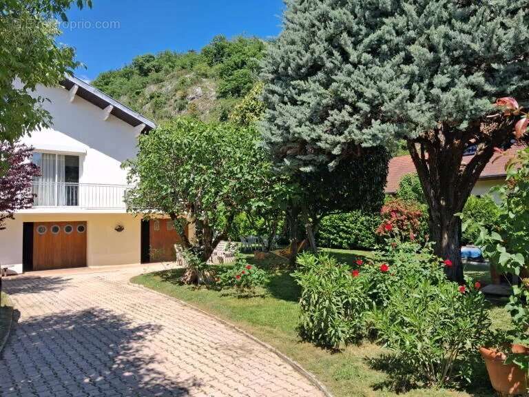 Maison 125 m² à Aix-Les-Bains  - photo 2