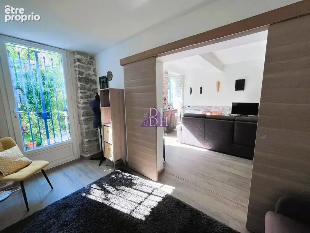 Cachet pour ce 3 pièces en parfait état avec jardin en pleine propriété et garage - photo 7