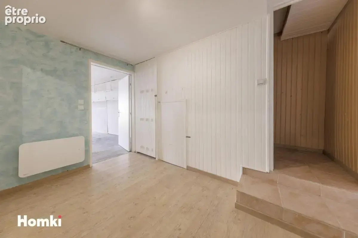 Maison de ville T2 de 43 m² à La Roche-Noire 63800 - photo 14