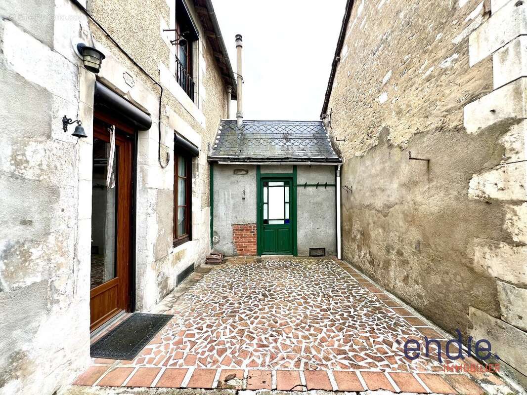Maison à POITIERS