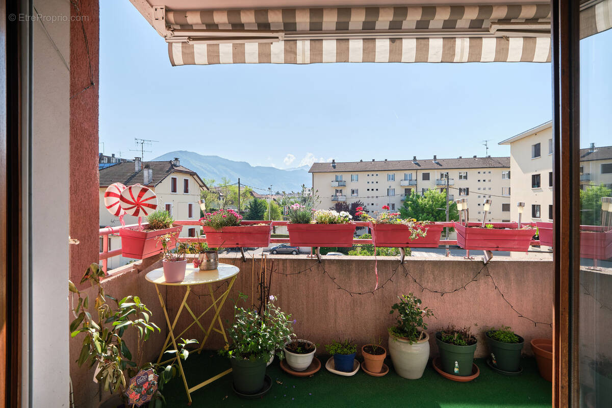 Appartement à MEYTHET