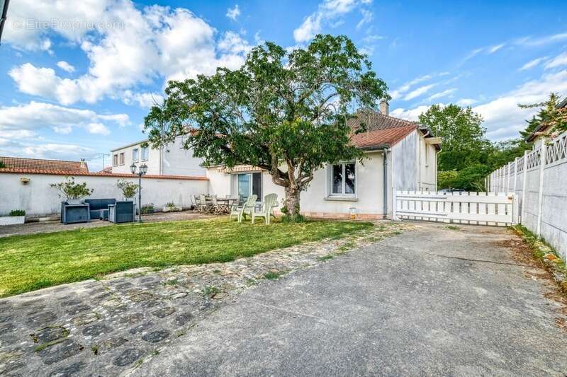Maison à NANTEUIL-LES-MEAUX