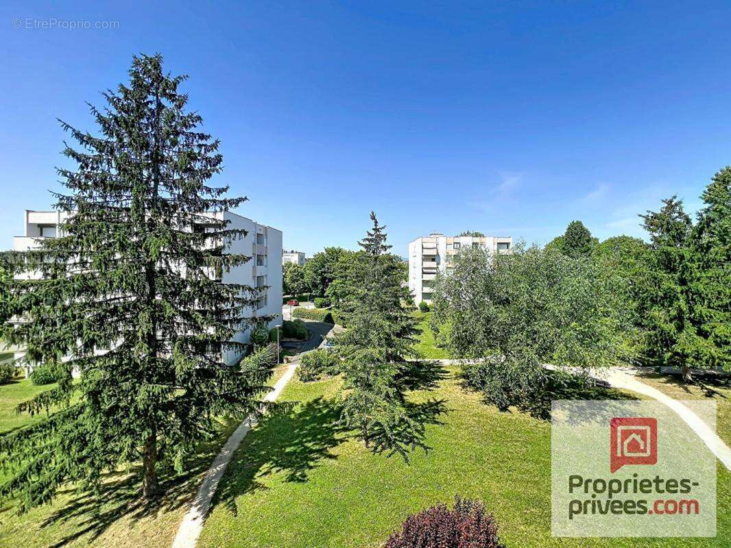 Appartement à CHEVIGNY-SAINT-SAUVEUR