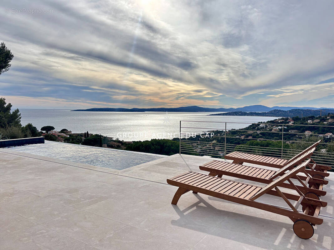 Maison à LES ISSAMBRES