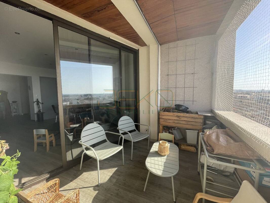 Appartement à NIMES