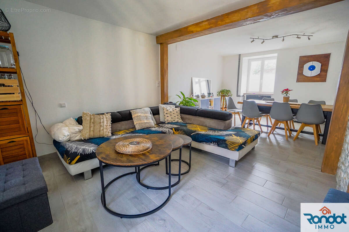 Maison à LUX