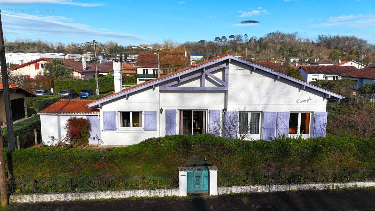 Maison à PEYREHORADE