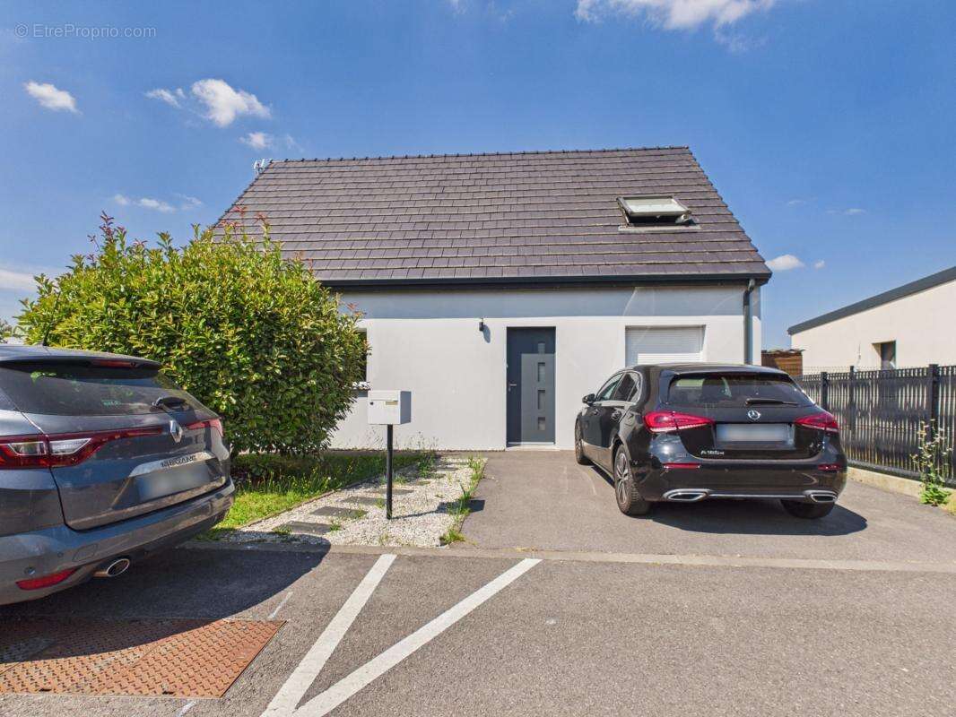 Maison 106 m² à Erre  - photo 14