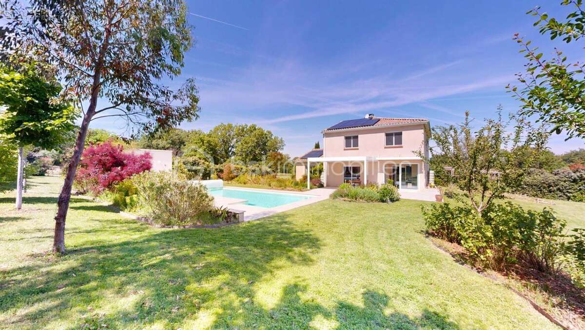 Villa familiale 164 m² - 5 chambres - Piscine - Terrain arboré 2 574 m² - Mérenvielle - photo 2