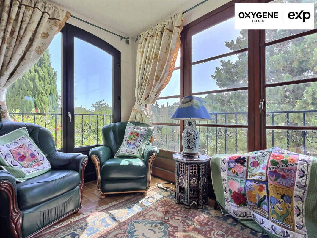 Maison 250 m² à Ceret  - photo 5