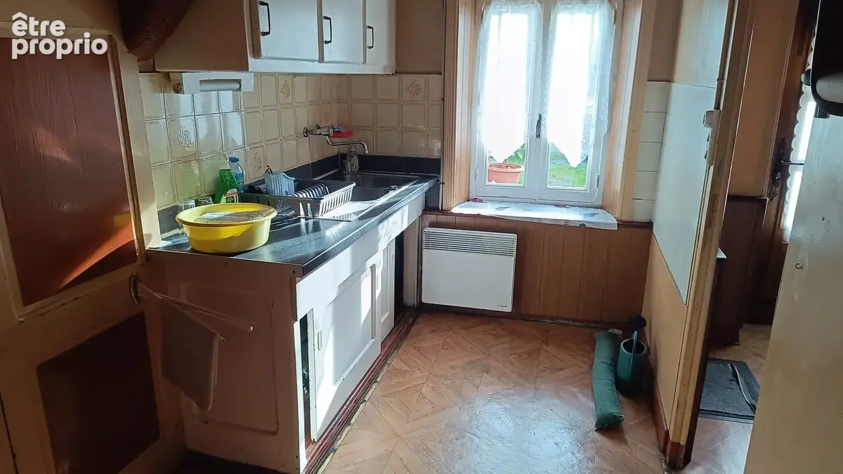 SAINT-CLÉMENT   Charmante maison en pierre avec terrain - photo 4