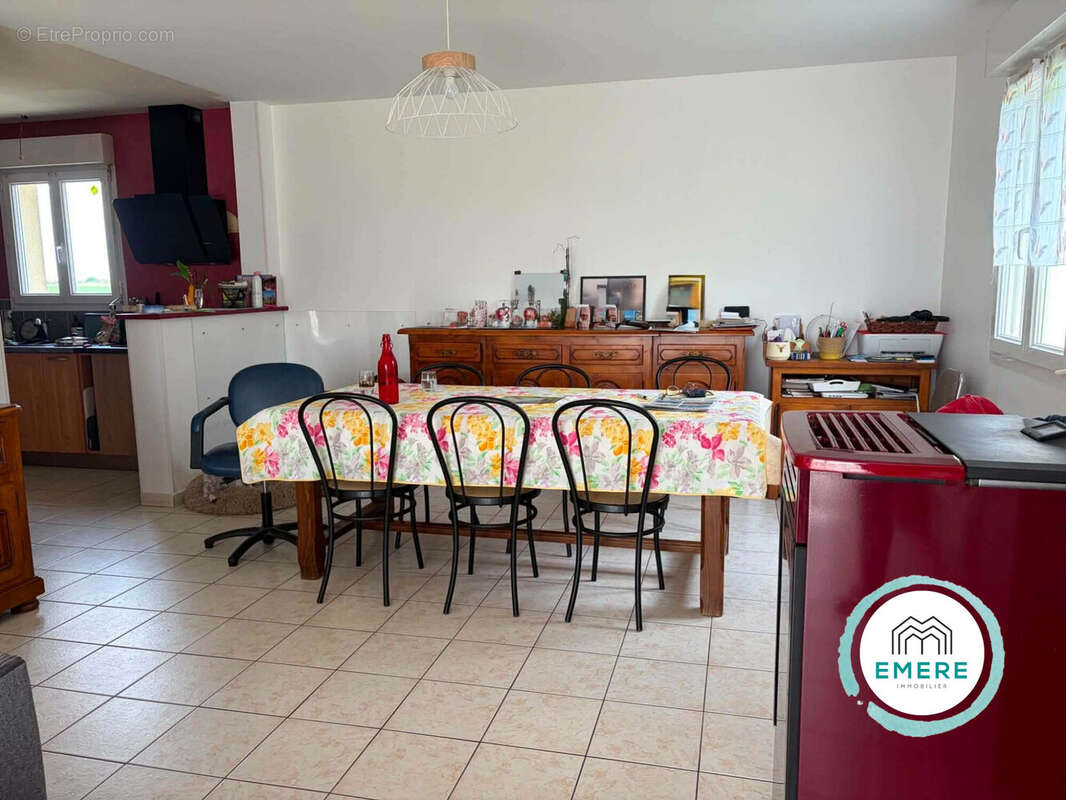 Maison à JUILLEY