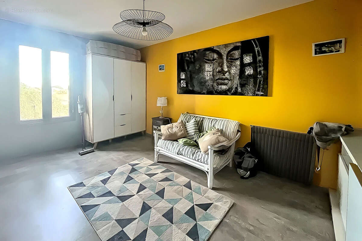 Maison à SAINTE-SOULLE