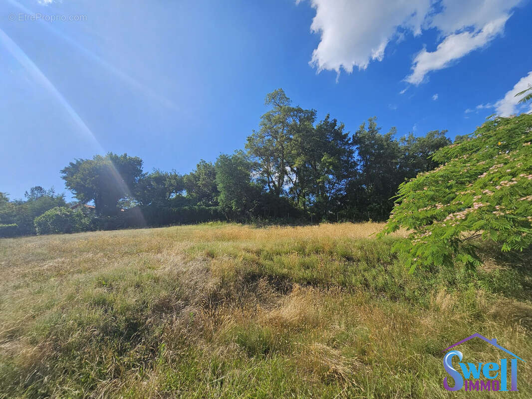 Terrain 1067 m² à Castets  - photo 2