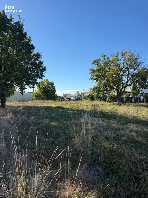 Terrain à MONTAUBAN