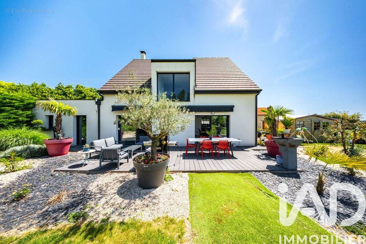 Photo 4 - Maison à RUFFEY-LES-ECHIREY