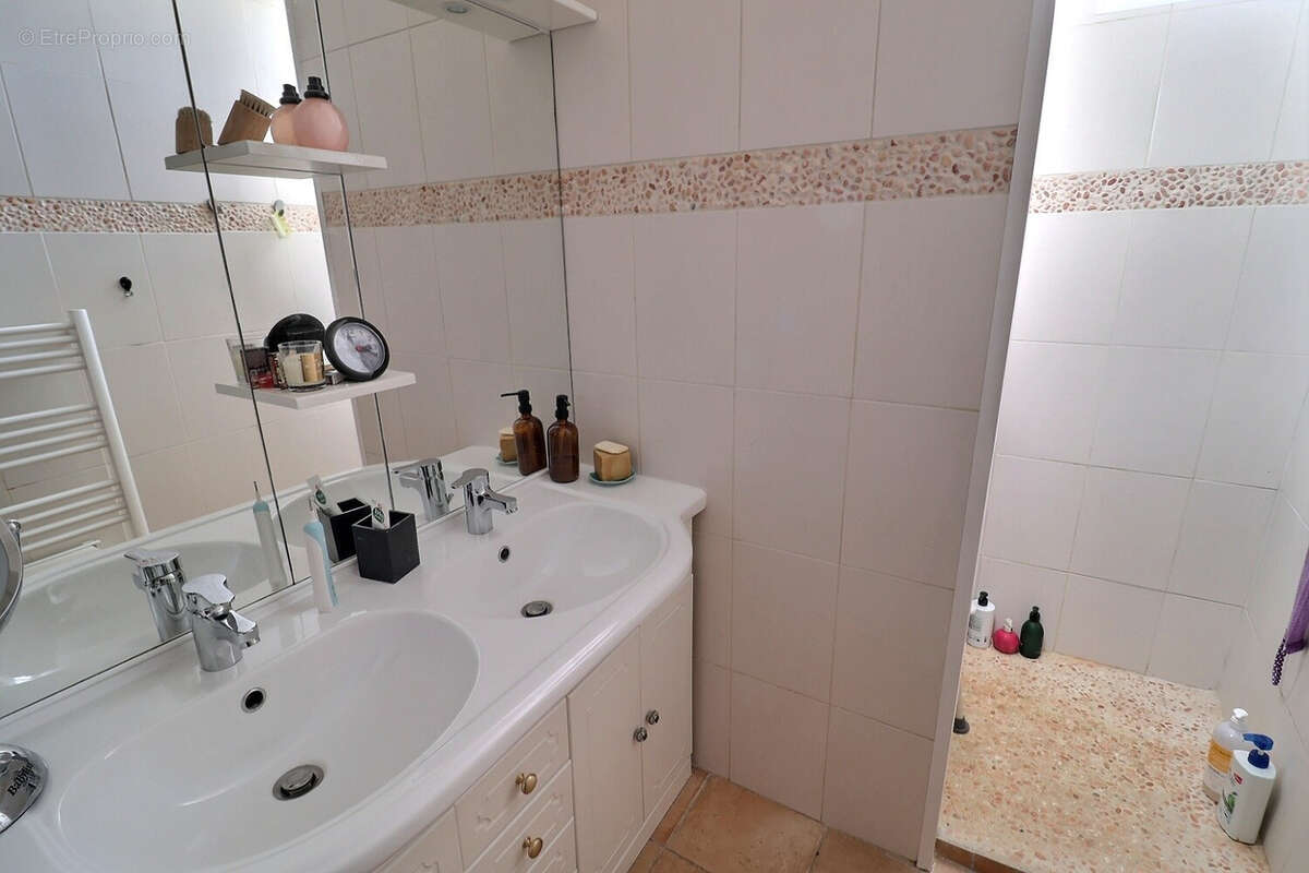 Vente maison de village 4 pieces 34800 nebian - photo 8