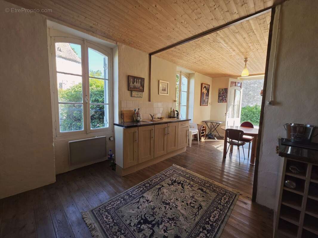 Maison à SOUMENSAC