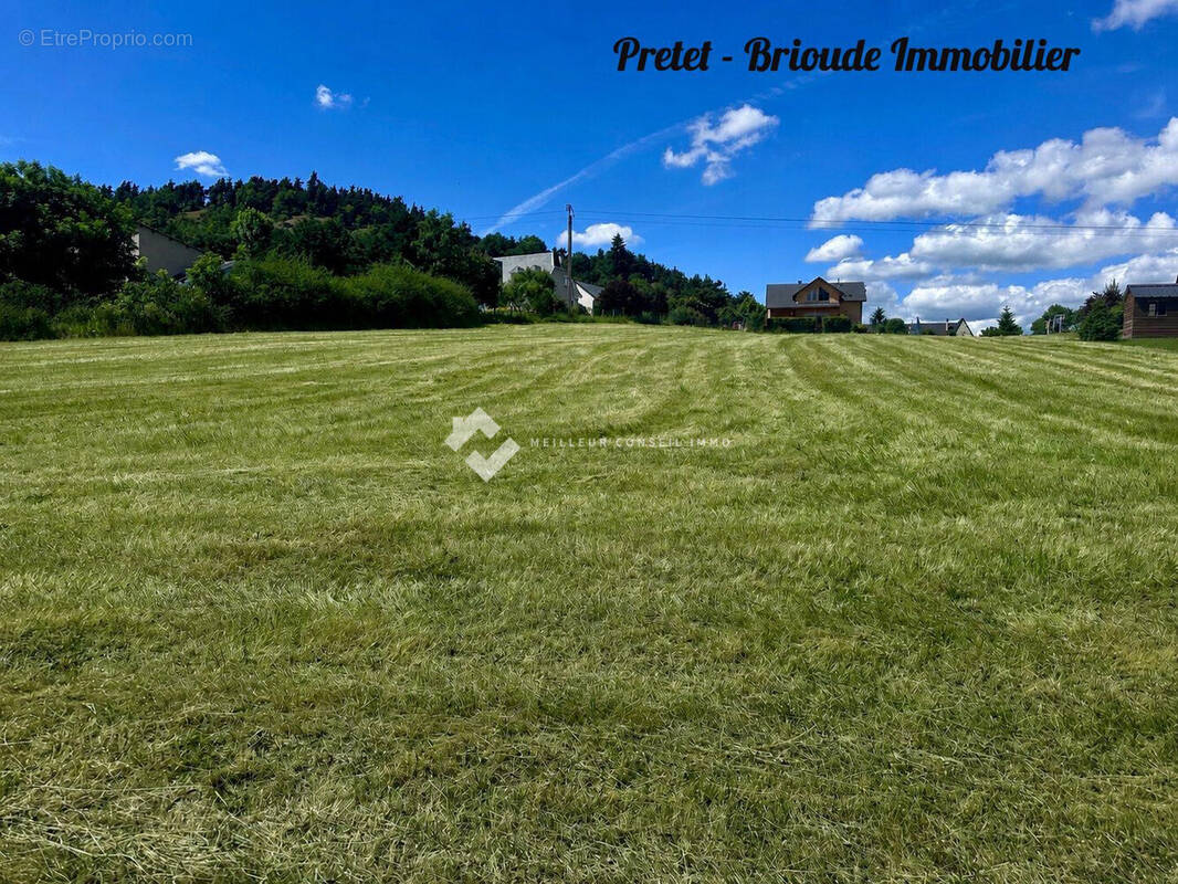 Terrain à NEUSSARGUES-MOISSAC