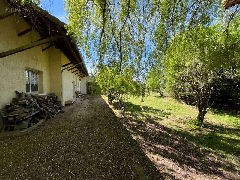 Maison à SIMANDRE