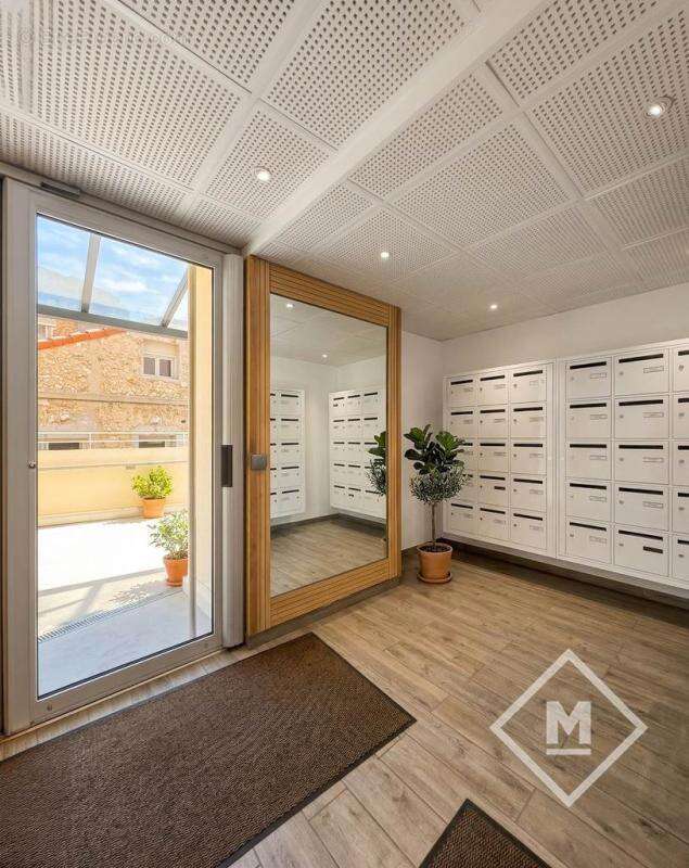 Appartement à MARSEILLE-9E