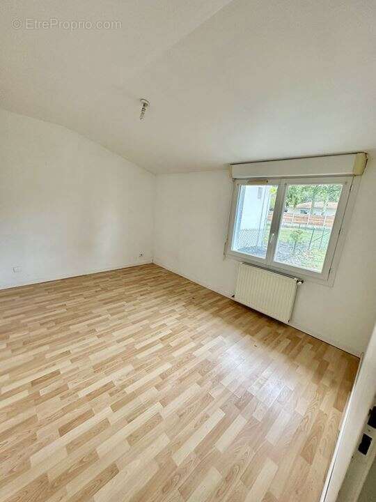 Maison à GRAYAN-ET-L&#039;HOPITAL