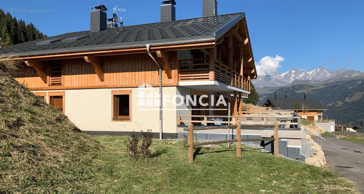 Appartement à HAUTELUCE