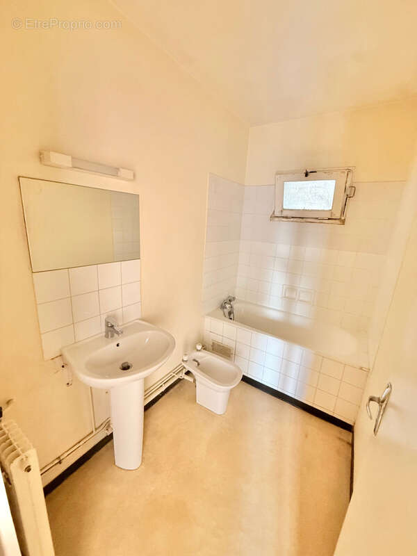 Appartement à REZE
